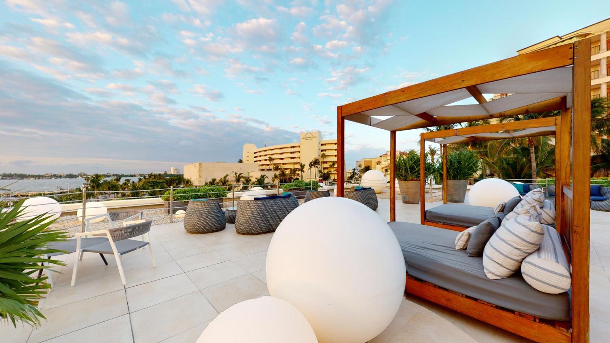 Royal Select At Grand Park Royal Cancun (Adults Only) エクステリア 写真